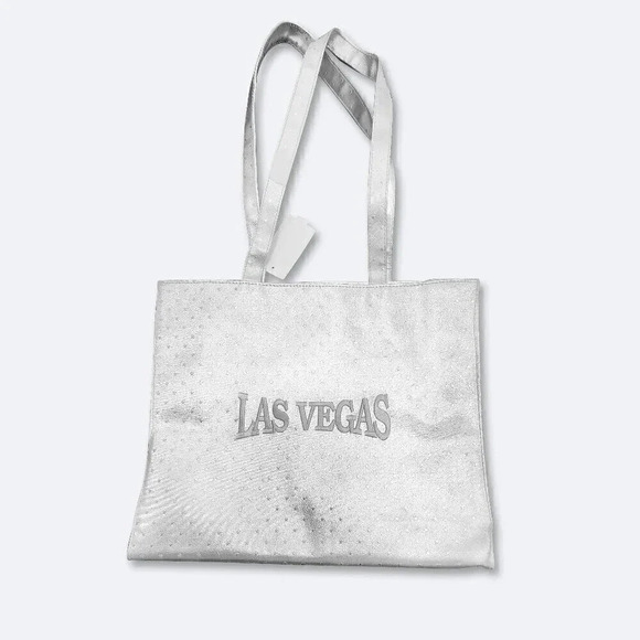NWT LAS VEGAS SILVER SPARKLY WOMENS 2 PC HANDBAG SET - Picture 1 of 4